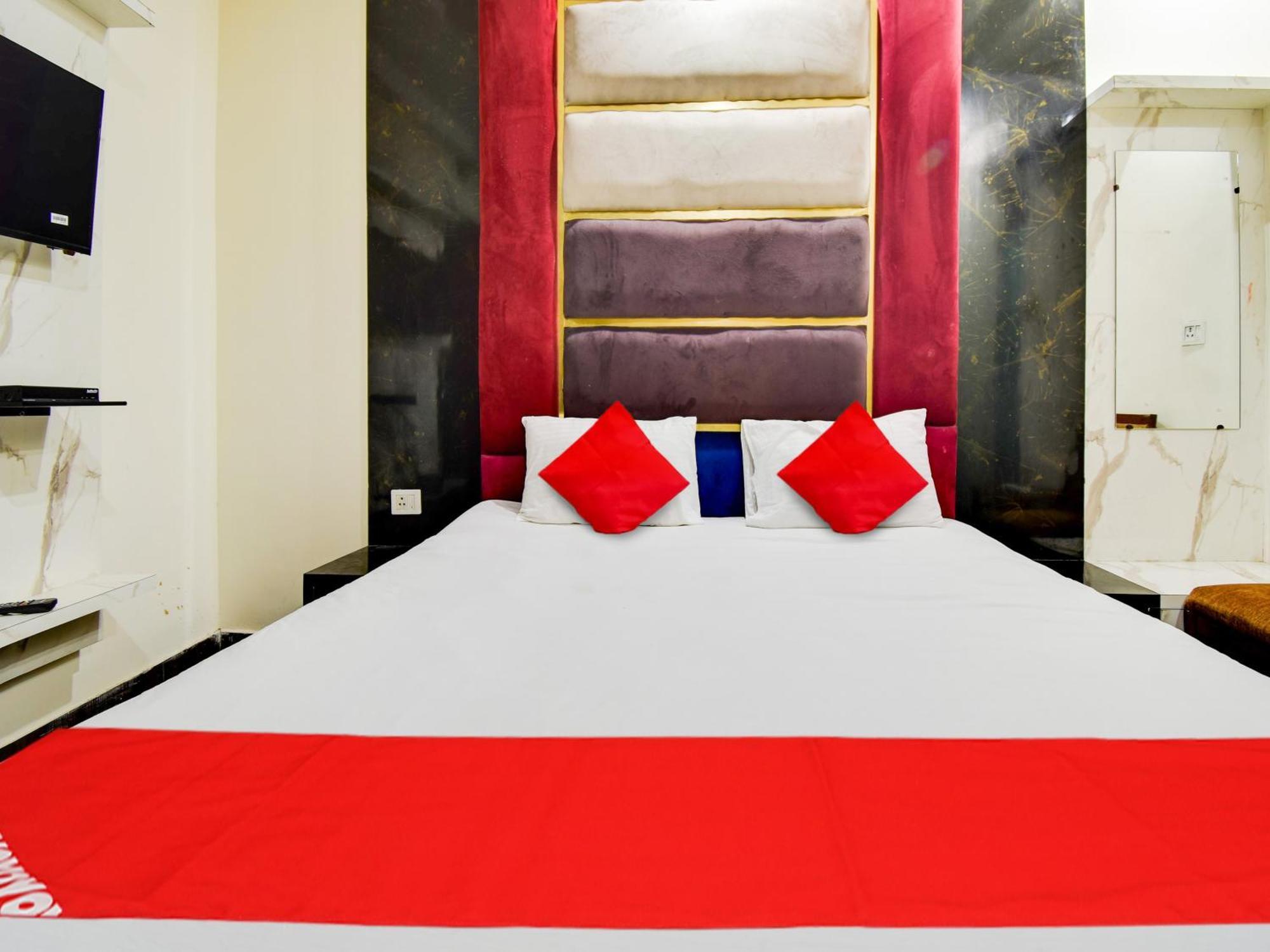 Hotel O Double Rr Нью-Делі Екстер'єр фото