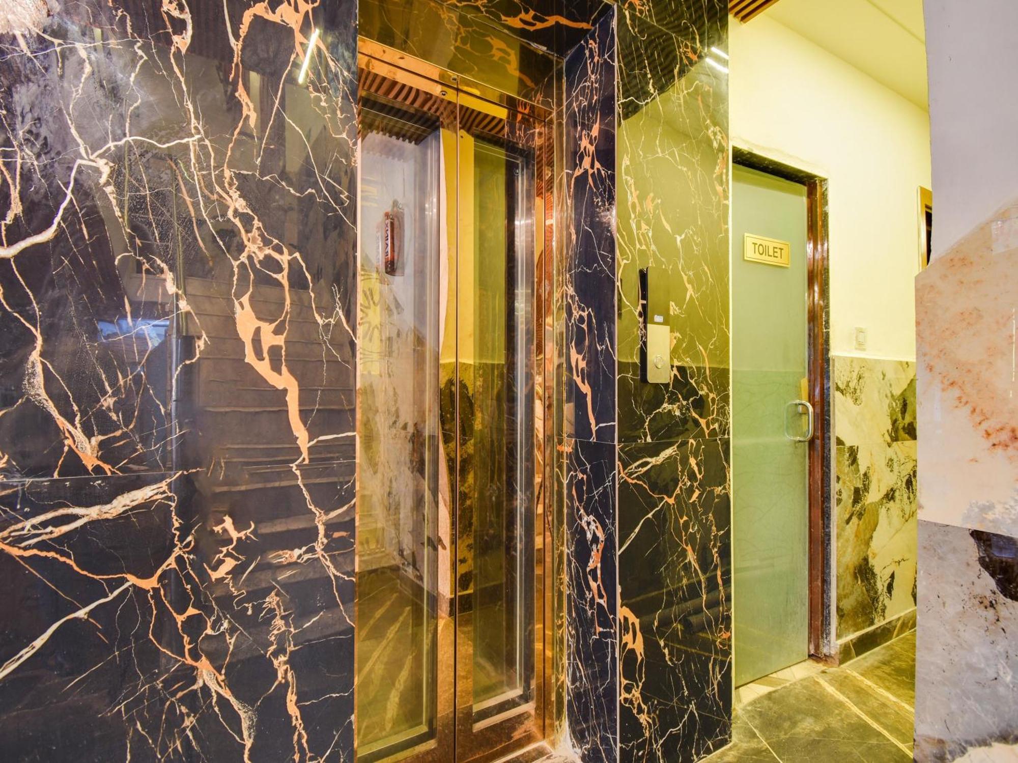 Hotel O Double Rr Нью-Делі Екстер'єр фото